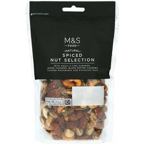 marksandspencer_SUMMERWINE_29086337_MS Natural Spiced Nut Selection_94,90Kc.jpg